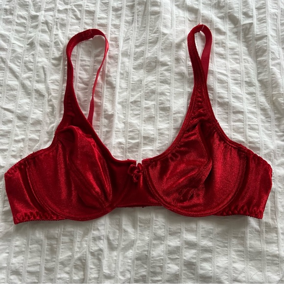 VTG Chilipepper Lingerie Sexy Red Velvet Bra, 36B - Picture 4 of 9